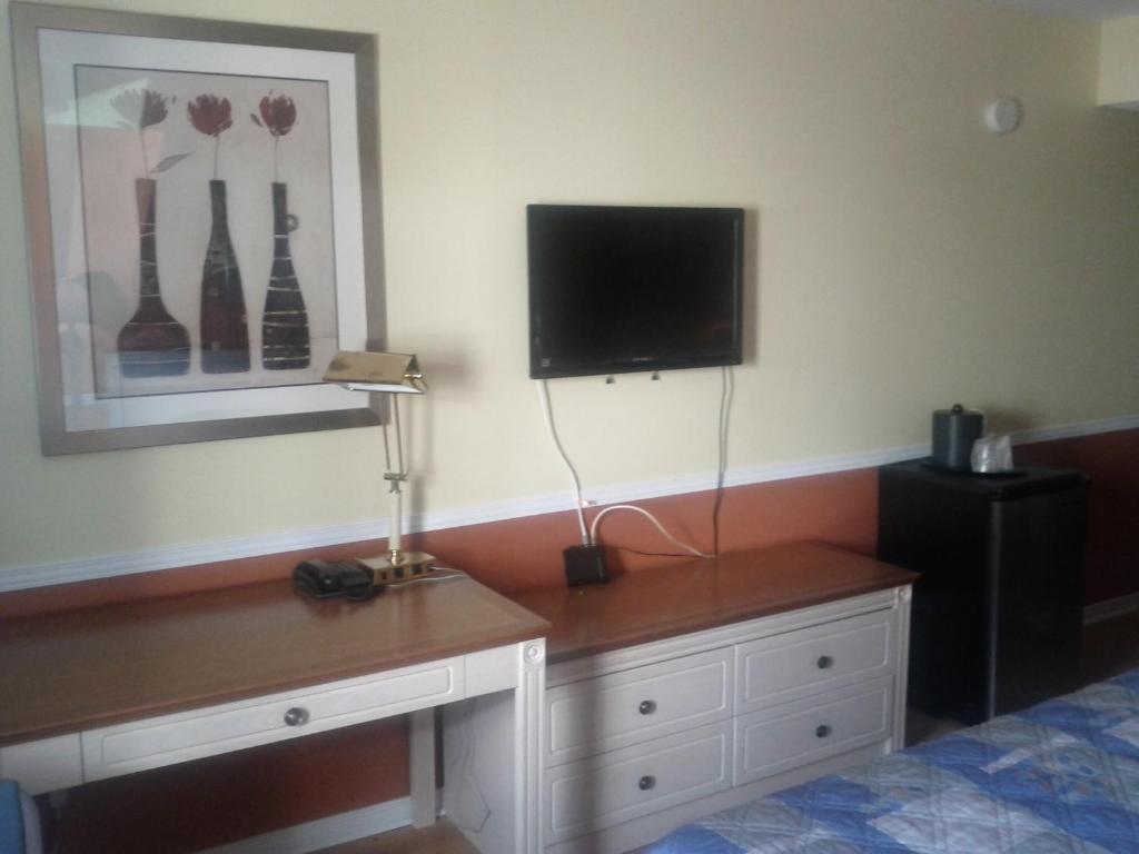 Budget Inn 2000 Гамильтон Экстерьер фото